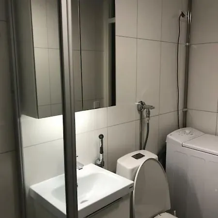Cozy Practical Cheap Flat 2 Km From Center Apartamento *
